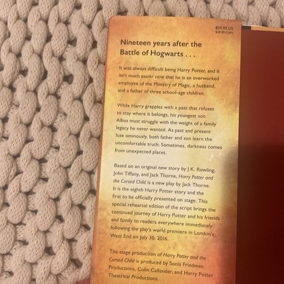 Harry Potter and the Cursed Child parts 1&2 Special Rehearsal Ed. JK Rowling - Picture 4 of 5